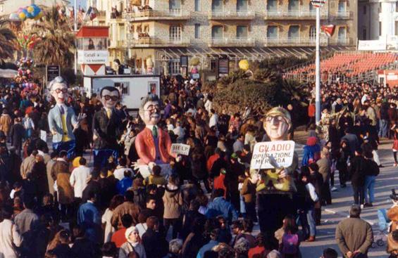 Gladio, operazione merenda di Giorgio Bomberini - Mascherate di Gruppo - Carnevale di Viareggio 1991