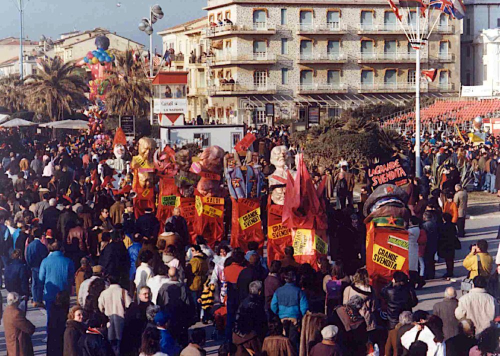 La grande svendita di Riccardo Luchini - Mascherate di Gruppo - Carnevale di Viareggio 1991