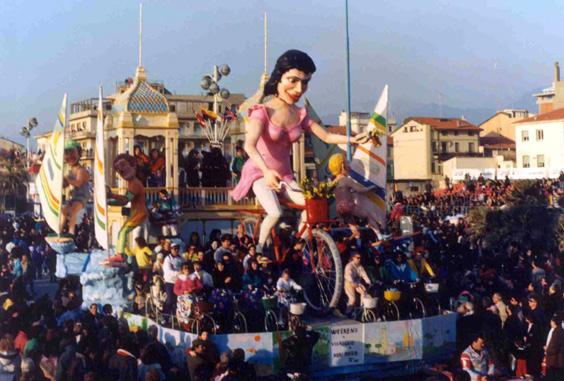 Week-end a Viareggio di Mario Neri - Carri piccoli - Carnevale di Viareggio 1991