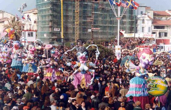 Lucciole per lanterne di Alfredo Ricci - Mascherate di Gruppo - Carnevale di Viareggio 1992