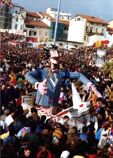 Senza titolo di Gruppo Giovanile Viareggino - Fuori Concorso - Carnevale di Viareggio 1992