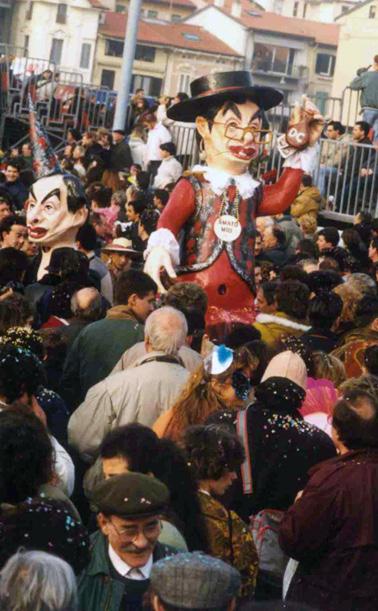 Amato mio di Eugenio Rossi - Maschere Isolate - Carnevale di Viareggio 1993