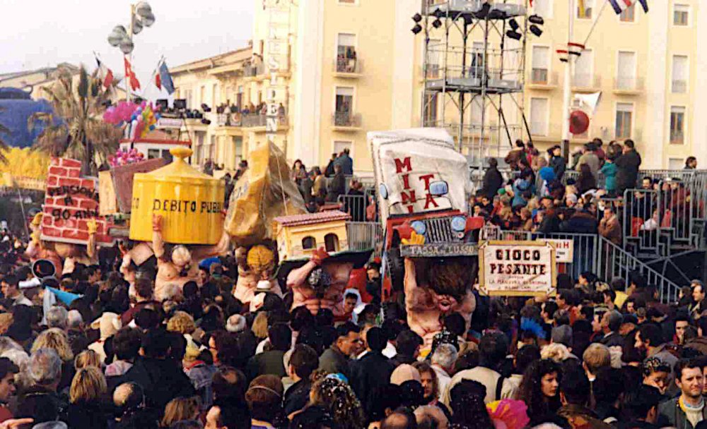 Gioco pesante ovvero la manovra economica di Luigi Miliani e Maria Lami - Mascherate di Gruppo - Carnevale di Viareggio 1993