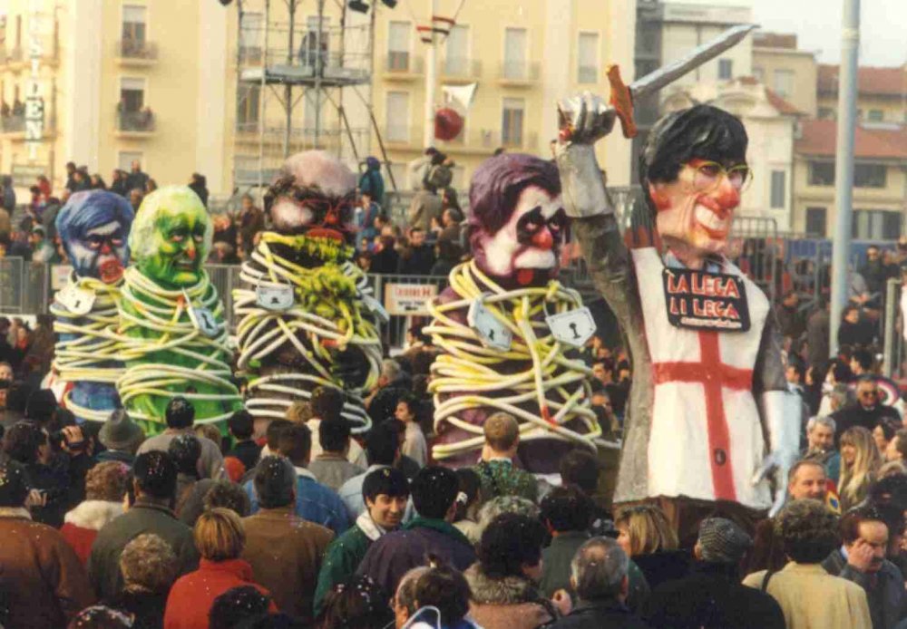 La lega li lega di Riccardo Luchini - Mascherate di Gruppo - Carnevale di Viareggio 1993