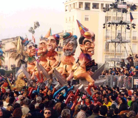 Tagli alle spese di Piero Ghilarducci - Mascherate di Gruppo - Carnevale di Viareggio 1993
