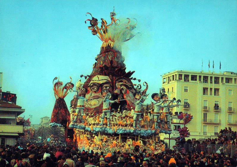 Terremoto di Arnaldo Galli, Umberto e Stefano Cinquini - Carri grandi - Carnevale di Viareggio 1993