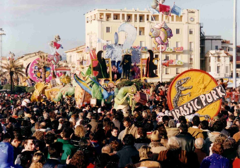 Jurassik pork di Luigi Miliani, Maria Lami - Mascherate di Gruppo - Carnevale di Viareggio 1994