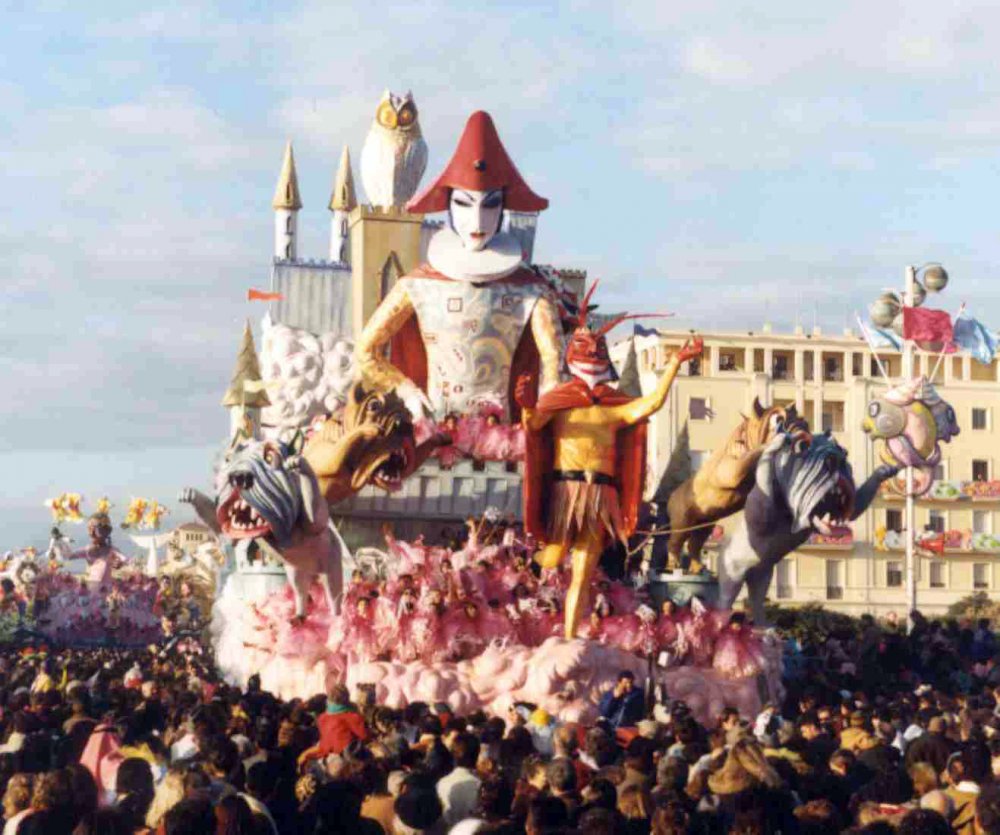 La cittadella di Giovanni Maggini - Carri grandi - Carnevale di Viareggio 1994