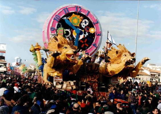 L’ora della pace di Enrico Vannucci - Carri grandi - Carnevale di Viareggio 1994