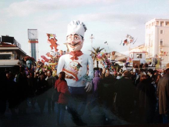 Casa dolce casa di Cristina Etna - Maschere Isolate - Carnevale di Viareggio 1996