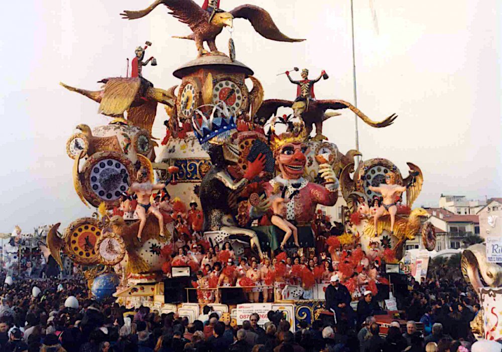 Fate il vostro gioco signori di Renato Verlanti (prog.Giovanni Lazzarini) - Carri grandi - Carnevale di Viareggio 1997