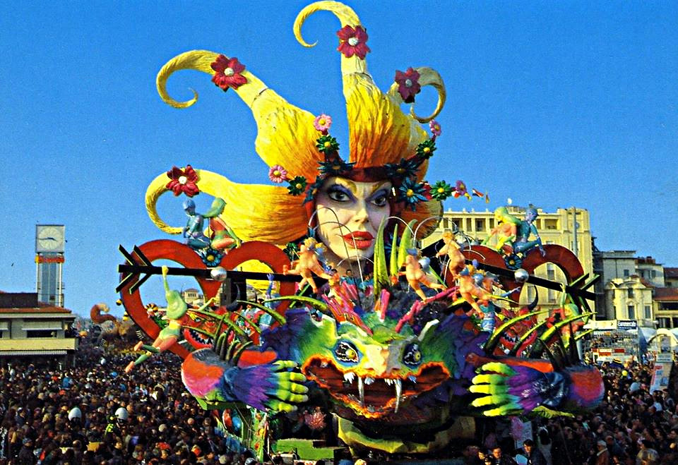 Ho bisogno d’amore di Fabrizio Galli - Carri grandi - Carnevale di Viareggio 1997