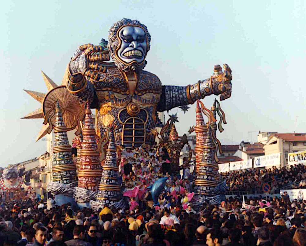 Essere o non essere questo è il futuro di Roberto Vannucci - Carri grandi - Carnevale di Viareggio 1998