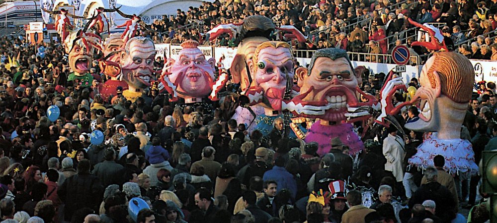 Te la do io la manipolazione, ma nella testa di Massimo Breschi - Mascherate di Gruppo - Carnevale di Viareggio 1998