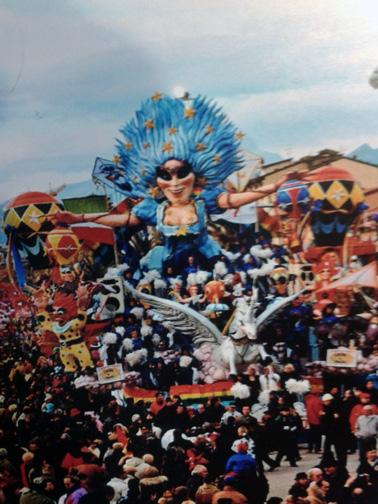 L’Europa al carnevale di Rione Migliarina - Fuori Concorso - Carnevale di Viareggio 1999